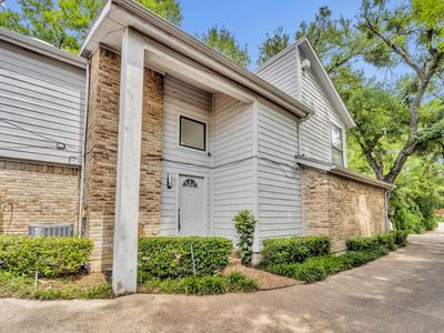 9308 Greenville Ave, Dallas, TX, 75243