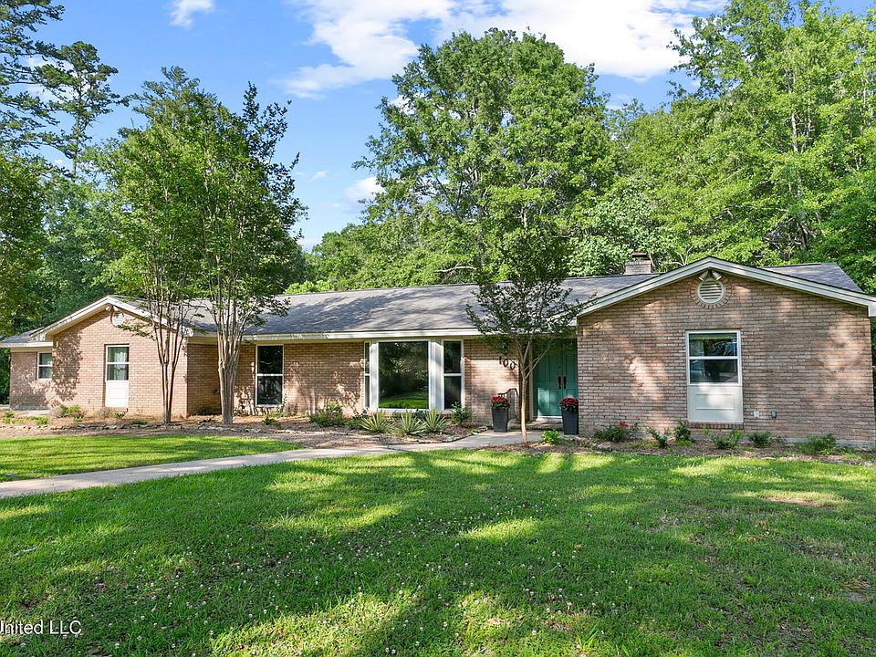 1st image of 100 Bentonwood Dr