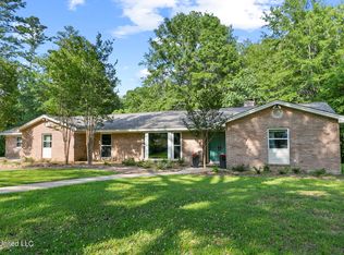 100 Bentonwood Dr, Brandon, MS 39042