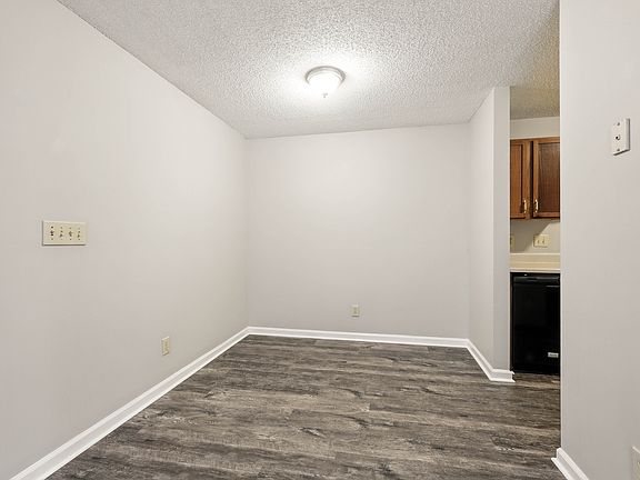 5th image of 1245 Parkway Pl APT B