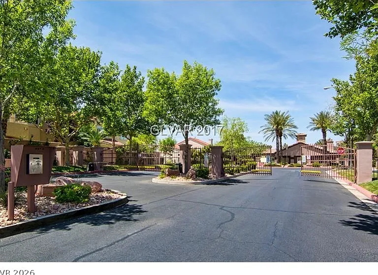 1771 Lily Pond Cir — Photo 3