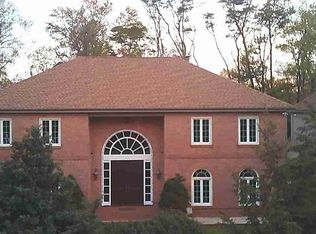 116 Saddlebrook Ct, Cherry Hill, NJ 08003