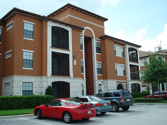 4th image of 6149 Metrowest Blvd Unit 307