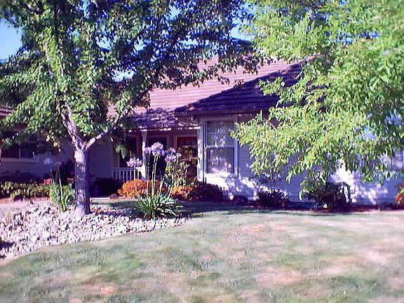 3rd image of 3000 Bridlewood Dr