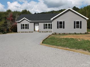 85 Rocky Lane Rd, Clyde, NC 28721