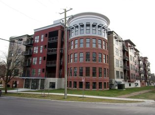 218 W Kingsley St UNIT 404, Ann Arbor, MI 48103