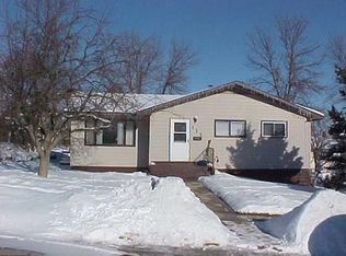 113 14th Ave S, Lewistown, MT 59457