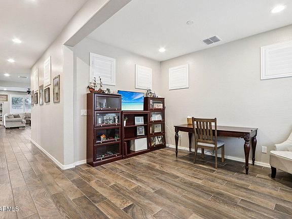 2nd image of 2041 E WISTERIA Drive