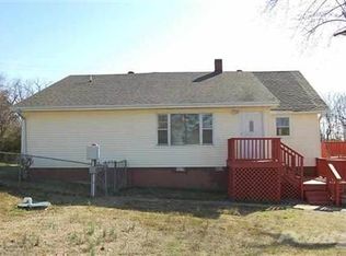 5005 Linwood Dr, Poplar Bluff, MO 63901