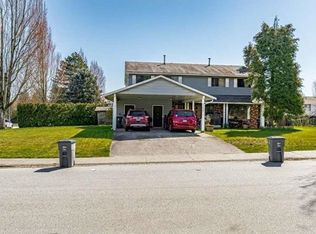 17176 62nd Ave, Surrey, BC V3S5V6