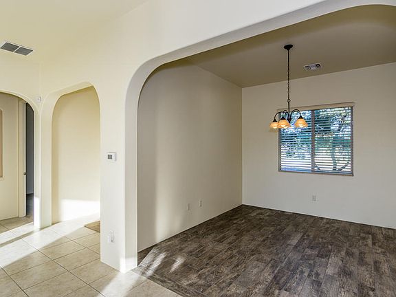 2nd image of 87 Avellanas Ct