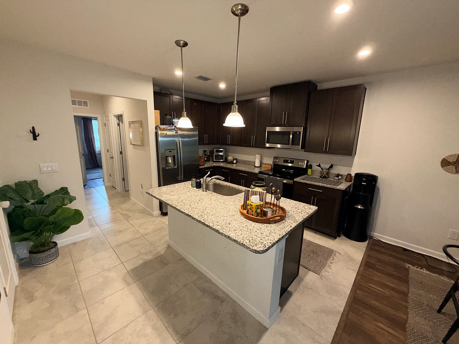 3 bed, 1532 sqft, $2,350 — Photo 2