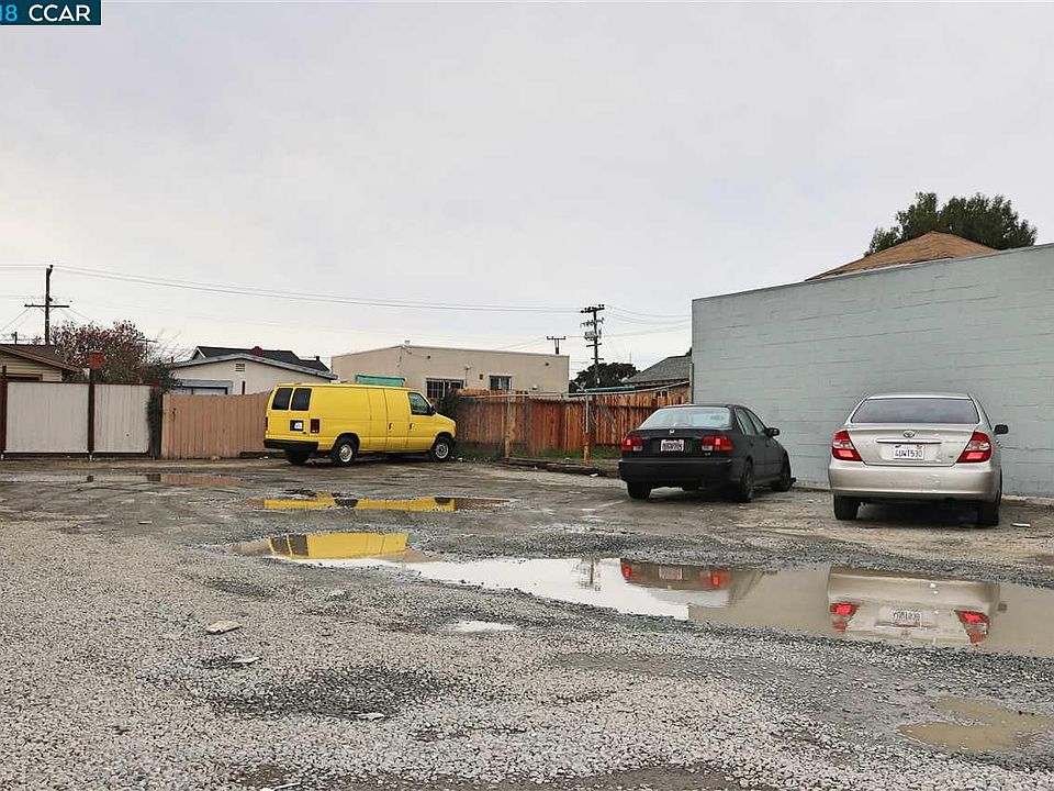 1st image of 761 23rd St