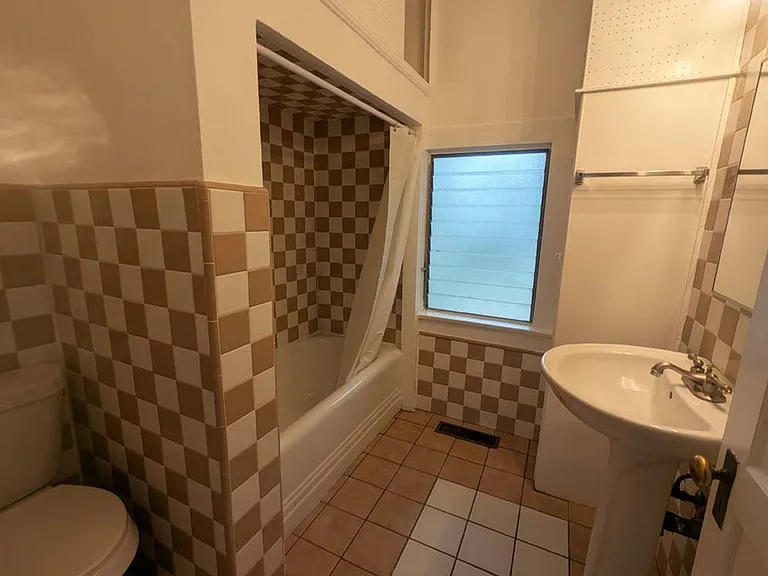 1421 Kellam Ave — Photo 35