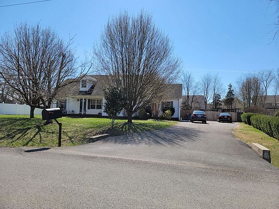 4th image of 105 Heathrow Dr