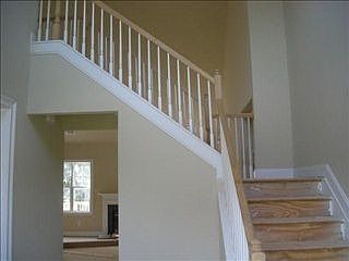 1st image of 429 Doleman Dr