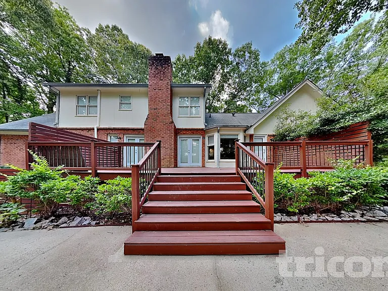 150 Tanglewood Dr — Photo 17