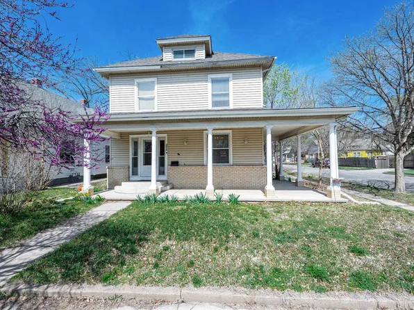 2414 E 1st St N, Wichita, KS 67214