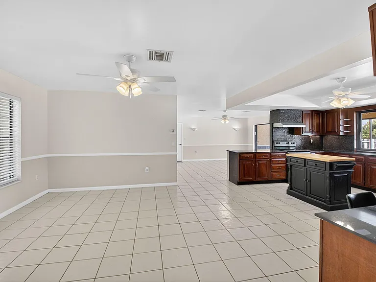 10157 La Reina Rd — Photo 16