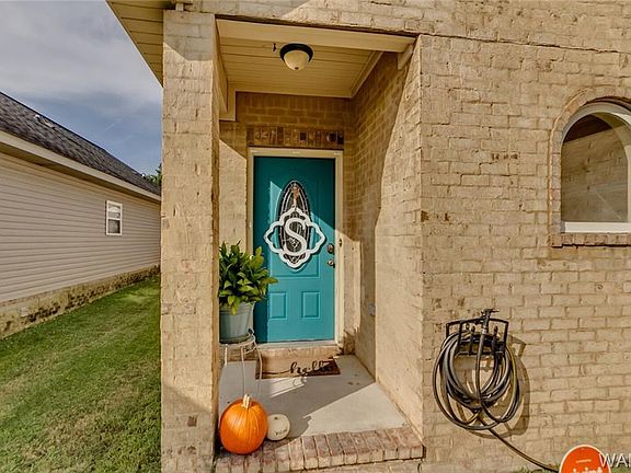2nd image of 10440 Hunt Cir