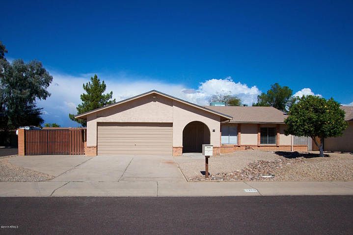 1st image of 3156 W Anderson Dr