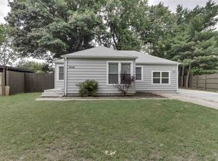2236 E Aloma St, Wichita, KS 67211