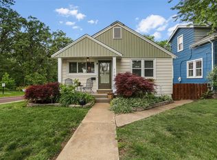 373 Sidney Pl, Saint Louis, MO 63119
