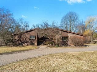 25839 Farmington Rd, Farmington Hills, MI 48336