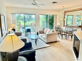 107 Resort Ln, Palm Beach Gardens, FL 33418