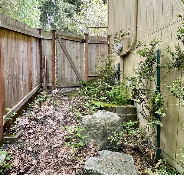 17535 Clear Lake Blvd SE — Photo 15