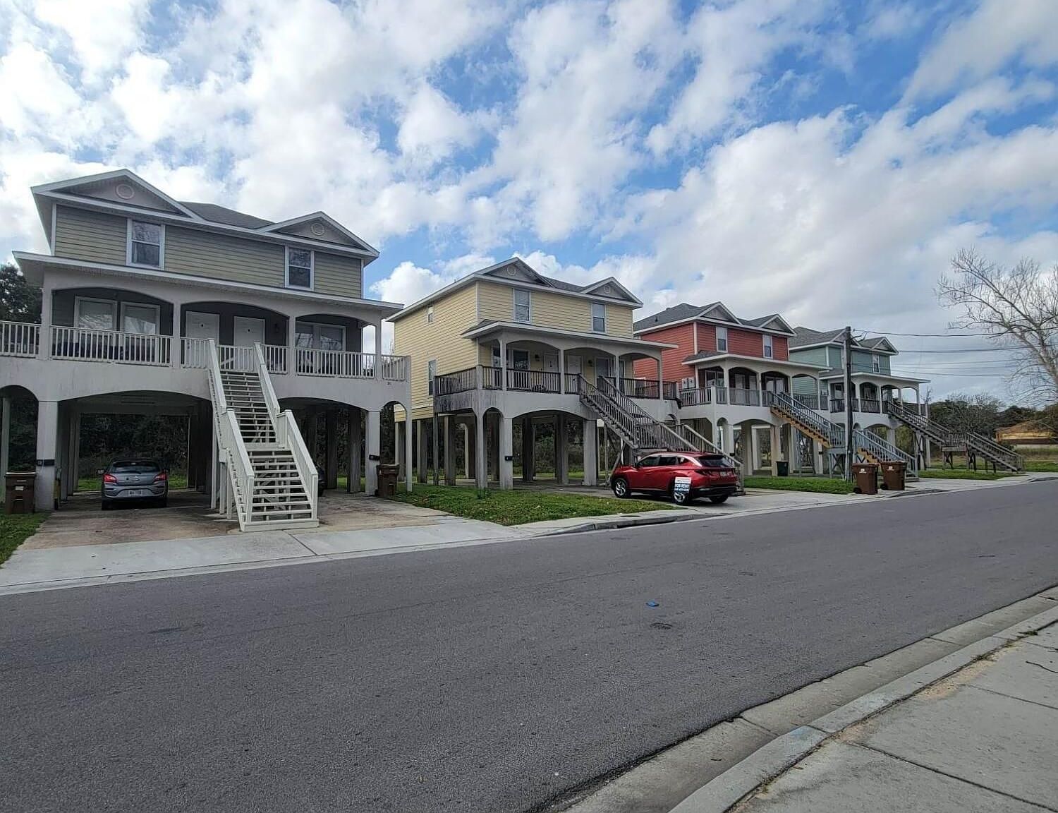 253 Benachi Ave 253, Biloxi, MS 39530 Zillow