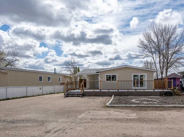118 NW Anson Ave SW, Medicine Hat, AB T1A 8A3