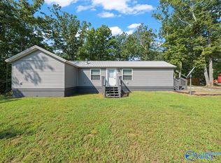 307 Reunion Oaks Dr, Gurley, AL 35748