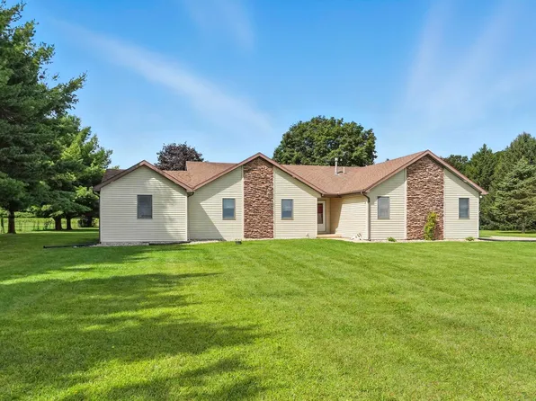 4945 N 100 E, Warsaw, IN 46582