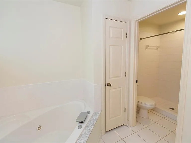 2340 NW 16th Ave — Photo 20