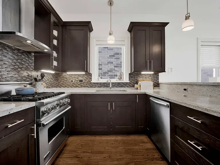 1520 W Diversey Pkwy #3 — Photo 7