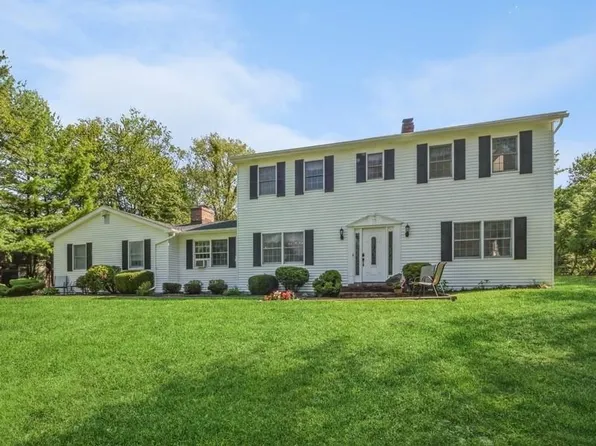 (undisclosed Address), Hopewell Junction, NY 12533