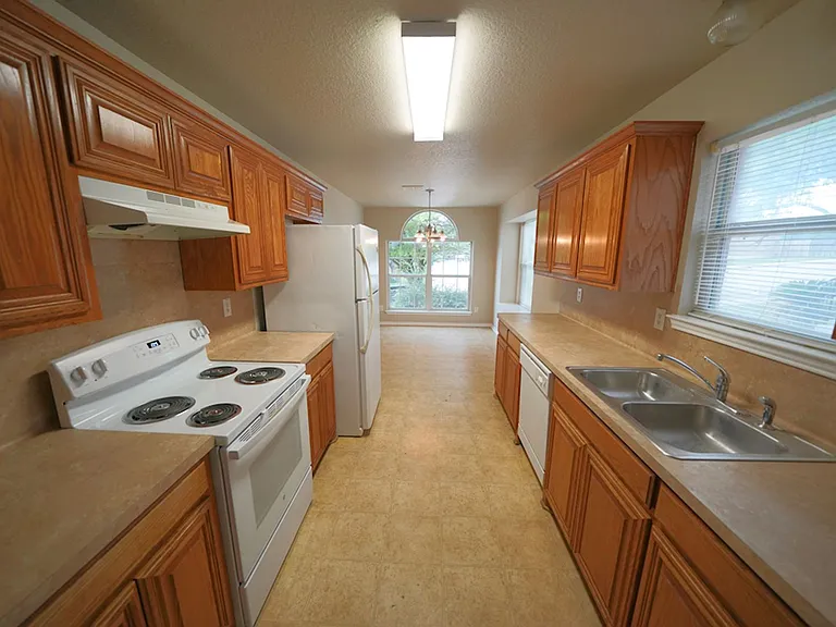 6534 Ithaca Fls — Photo 11
