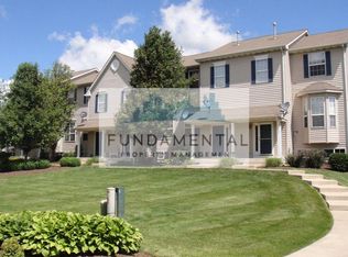 1309 Chestnut Ln, Yorkville, IL 60560