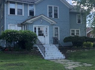 105 University St APT 2, Harvard, IL 60033