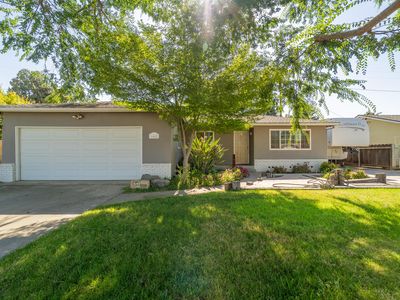 1482 N Sampson Street, Tulare, CA, 93274