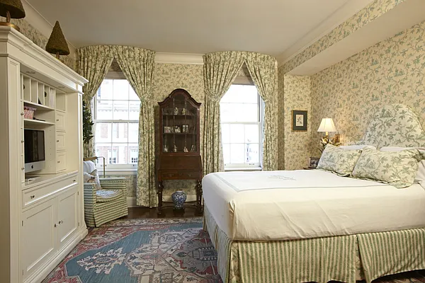 Sold by Stribling | media 4