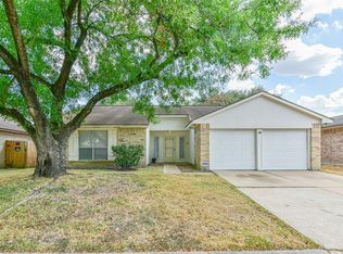 16735 Maplemont Dr, Houston, TX 77095