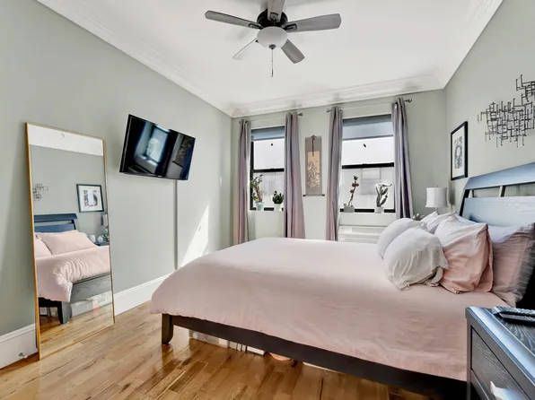 36 Russell Street image 13 of 14