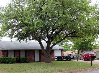 205 Austin Ave, Corsicana, TX 75110