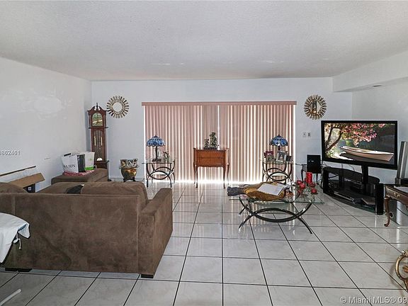 5th image of 16484 NE 27th Ave #51