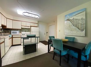 213 Lake Ave APT 4, Saint James, NY 11780