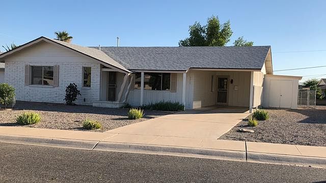 1st image of 9915 W Pinehurst Dr