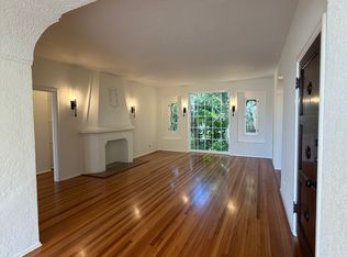 1342 N Laurel Ave APT 101, Los Angeles, CA 90046