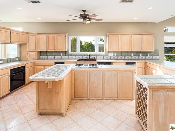 5th image of 5060 River Oaks Dr